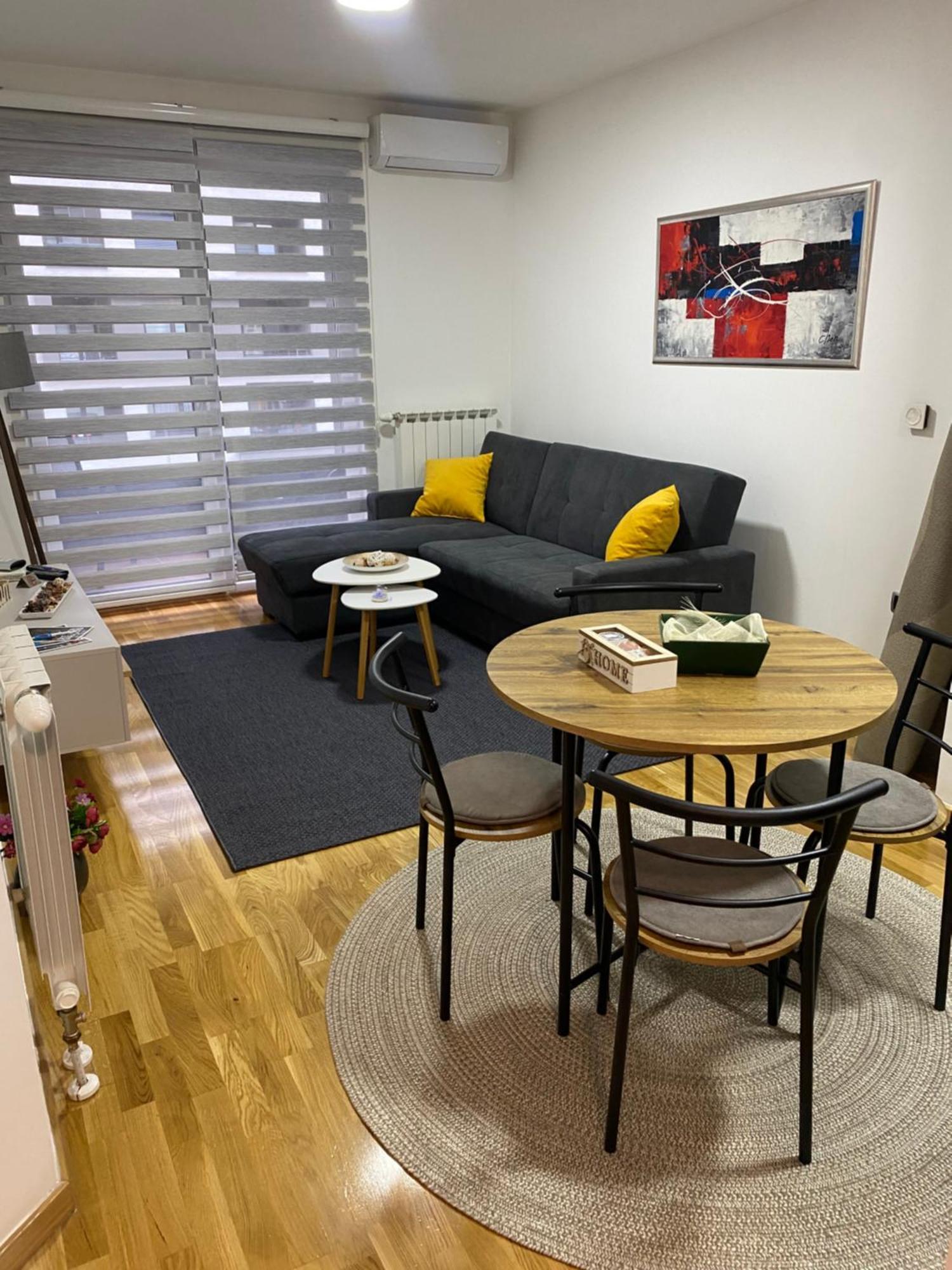 Atmartments Etna Bulevar, Free Private Parking 塞拉耶佛 外观 照片